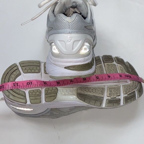 Asics Air Nimbus 19 White & Gray Athletic Running Shoes with Supportive Midsole - Picture 8 of 13